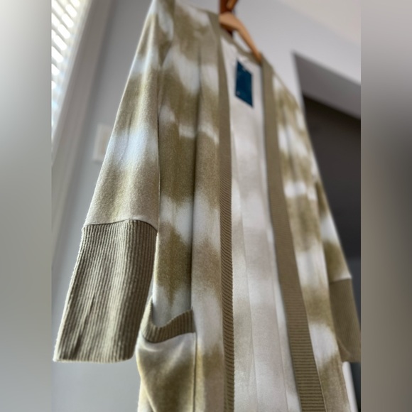 New Market Spruce tie-dye cardigan sweater - Picture 3 of 5